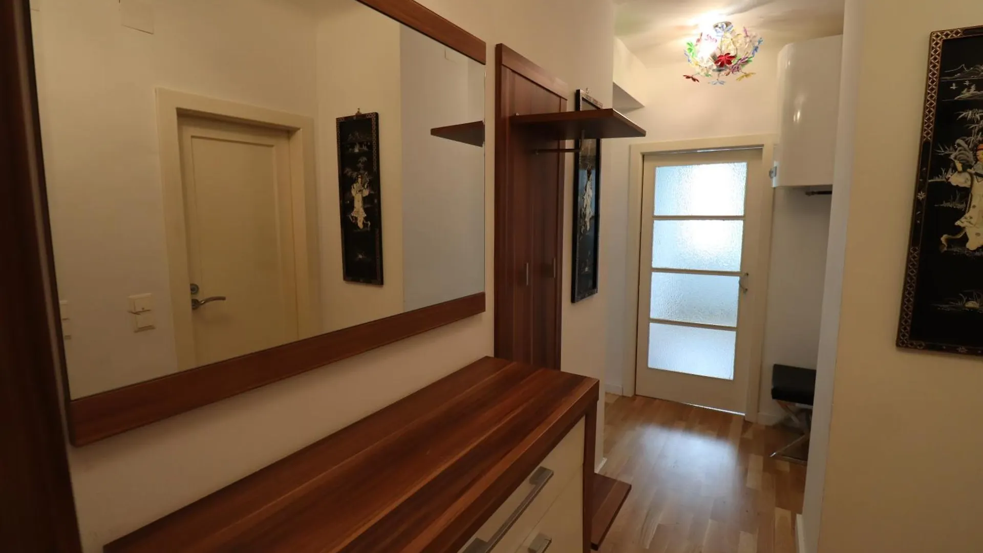 Exclusive Serviced Flat On Taborstrasse Wiedeń Apartament