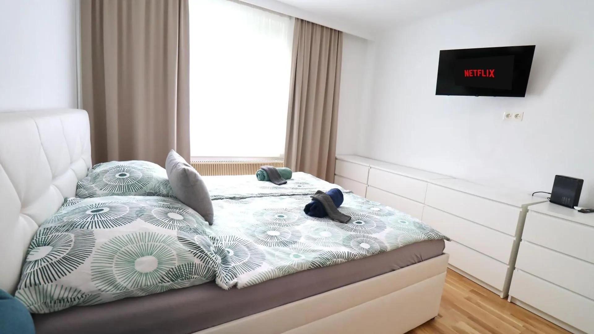 Exclusive Serviced Flat On Taborstrasse Vienna